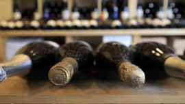 Изчислиха колко крачки трябват, за да изгорим калориите от празничните храни и напитки