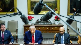 Тръмп се опитва да откъсне Италия и Унгария от Европа