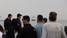 Бебе сред шестимата загинали при сблъсък на мигрантска лодка с патрулен кораб край Лесбос