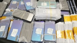 Телефони, дрехи, обувки - митница Бургас продава на търг контрабандни стоки