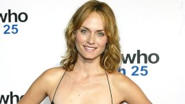 Как изглежда днес супермодела от 90-те Амбър Валета &ndash; вижте я на 52 години