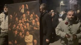 Протест и пред дома на Борисов в Банкя ВИДЕО