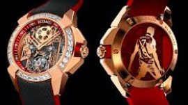 Роналдо подари скъпи часовници на всички в националия