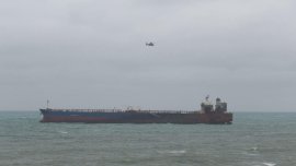 Няма замърсяване от заседналия танкер край Ахтопол