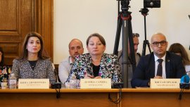 Социалната комисия прие на първо четене удължителния закон на бюджета за 2026 година