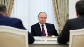 Дилемата на Путин: Трябва ли да подкрепи или да обърне гръб на иранския режим? 