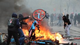 Напрежението се разраства: сблъсъци между студенти и полицията в Брюксел