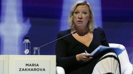 Захарова: Борис Джонсън е наредил на Зеленски да няма мир