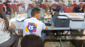 Членове на СИК напускат в последния момент в Бургас и Кърджали 