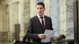 Божанов: Защо президентството няма домейн "президент.бг"?