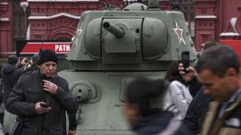 Русия строи 400 танка годишно, но не може да избегне войната с дронове