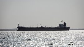 Великобритания наложи санкции на 135 танкера от сенчестия флот на Русия