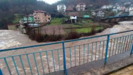 Населени места останаха без ток заради пороите у нас 