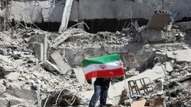 САЩ удариха училище в Иран, загинаха над 160 деца