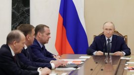 Русия губи петролни приходи в критичен момент за икономиката си