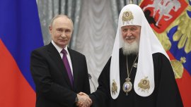 Как руският патриарх Кирил пренаписва шестата Божа заповед: Не убивай! ВИДЕО