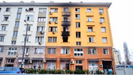 С опасност за живота са двете деца, пострадали при пожара в София