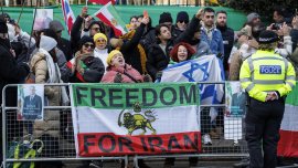 Иран предупреди, че ще отвърне на удара, ако САЩ го атакуват