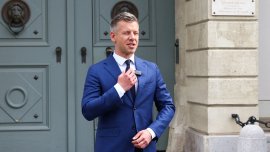 Петер Мадяр: Поисках информация за сигурността на доставките на гориво в страната