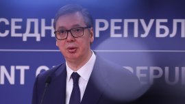Вучич спря влаковете в Сърбия заради протеста в Белград тази вечер