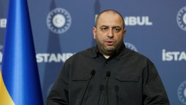 Рустем Умеров е замесен в същия корупционен скандал като предшественика си