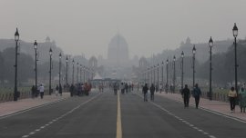 Заради борбата с мръсния въздух: Индия "засява" облаци за изкуствен дъжд ВИДЕО