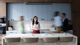 6 причини да не каните колегите си на гости