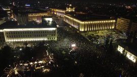 Шенген, еврозона, протести: Кое е най-важното събитие в България за 2025 година?