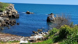 Слънчева неделя, без валежи, бриз по Черноморието