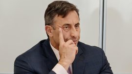 Спецов започна с промените в "Лукойл", освободи Евгени Маняхин