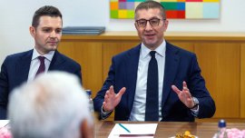 Партиите в РСМ сЕ карат кой е българофил и кой "пешка на Радев"