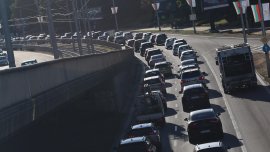 Колите по българските пътища постепенно гонят 4 милиона