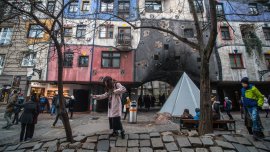 40% от новородените в Австрия... не са австрийски граждани 