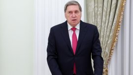 Ушаков: Успехите на руските въоръжени сили се отразиха положително на преговорите със САЩ