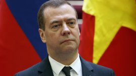 Медведев за Зеленски: Хитлер не може да бъде страна в преговорите