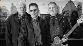 40 години "Клас": легендите пак на голямата сцена и "Госпожа Емилия" на винил