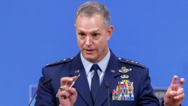 НАТО: Изтеглянето на американските войски от Европа ще отнеме години