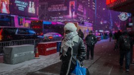 Стотици отменени полети заради зимна буря в североизточни щати на САЩ