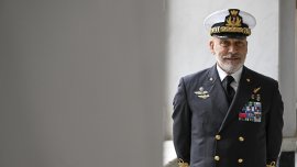 Адмирал Каво Драгоне: Предстои нещо по-голямо от войната в Украйна