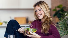 Противовъзпалителни храни, помагащи при менструални болки