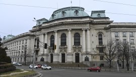 На дъното сме в Европа: Eдвa 34% oт бългapитe мeждy 25 и 64 гoдини ca виcшиcти