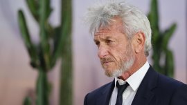 С хонорар от 1 долар Шон Пен се снима във филм за войната в Украйна 