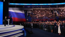 Как шпионите на Путин се опитаха да вербуват активистка от Pussy Riot