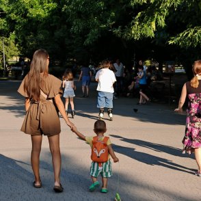 Лятна жега днес, малко дъжд в планините