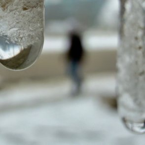 Прогнозата на Рачев: Задават се дъжд, сняг и ледени дни, кога ще се затопли?