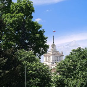Слънчево време днес, но на места ще превали