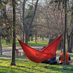 Слънце и до 25&deg; днес, но после пак идват дъжд и студ