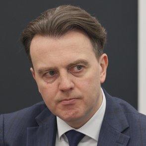 Петър Ганев пред Dnes. bg: Дългът не е проблемът, хората да са внимателни с личните финанси
