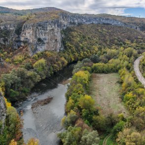 Слънчево и топло време в петък, сутринта на места ще има мъгли
