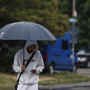 Днес се очаква все още дъжд и сняг в планините